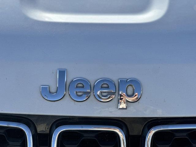 used 2017 Jeep Grand Cherokee car, priced at $16,308