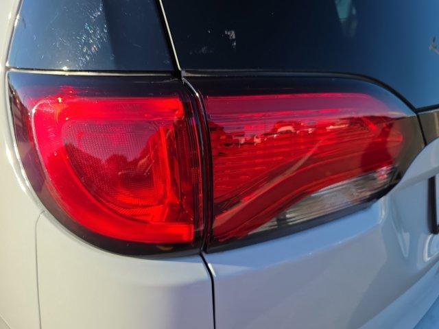 used 2020 Chrysler Pacifica car, priced at $28,243