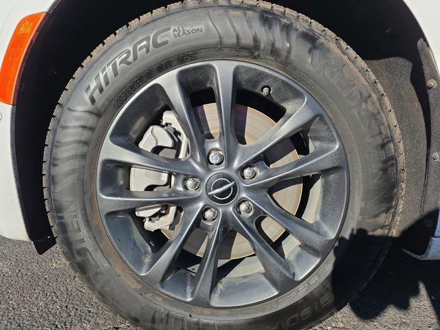 used 2020 Chrysler Pacifica car, priced at $28,243