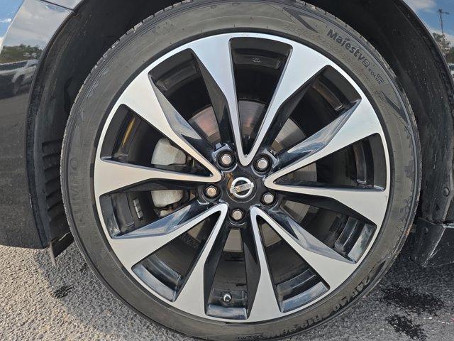 used 2018 Nissan Maxima car, priced at $19,022