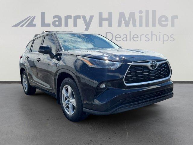 used 2023 Toyota Highlander car, priced at $37,607
