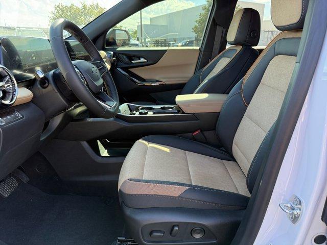 new 2026 Chevrolet Equinox car, priced at $37,838