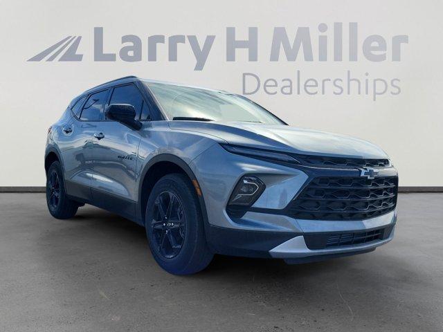 new 2025 Chevrolet Blazer car, priced at $40,424
