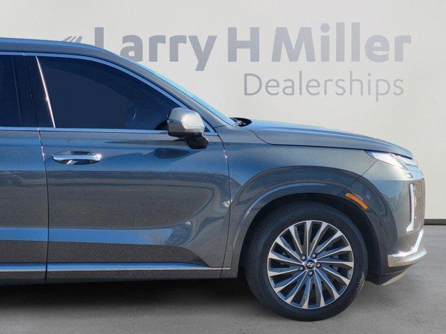 used 2024 Hyundai Palisade car, priced at $45,752