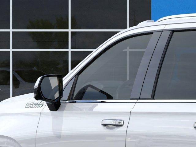 new 2025 Chevrolet Suburban car, priced at $95,593