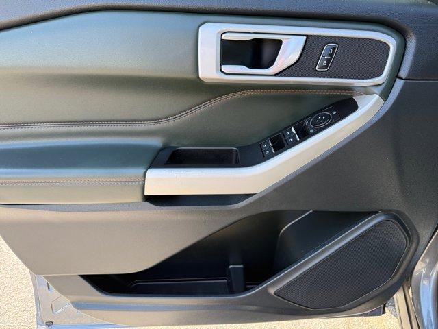 used 2022 Ford Explorer car, priced at $33,698
