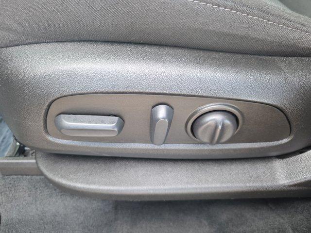 used 2023 Chevrolet Traverse car, priced at $30,370