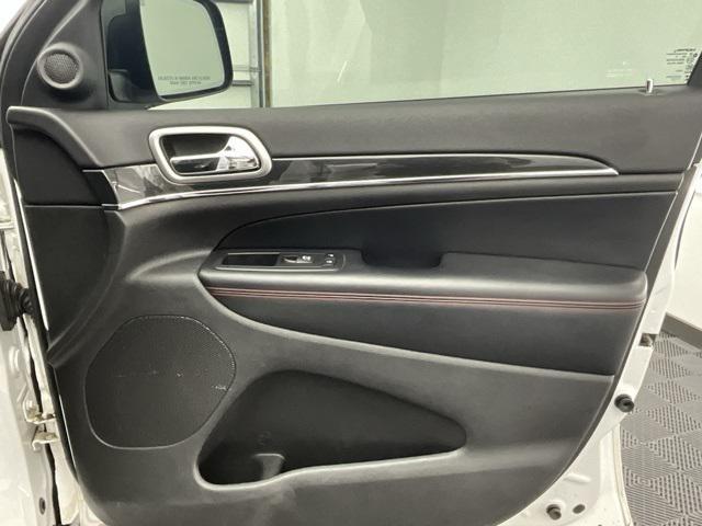 used 2017 Jeep Grand Cherokee car, priced at $14,250