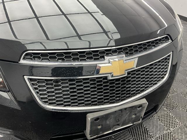 used 2014 Chevrolet Cruze car, priced at $9,000