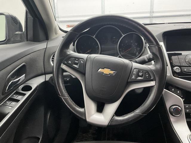 used 2014 Chevrolet Cruze car, priced at $9,000