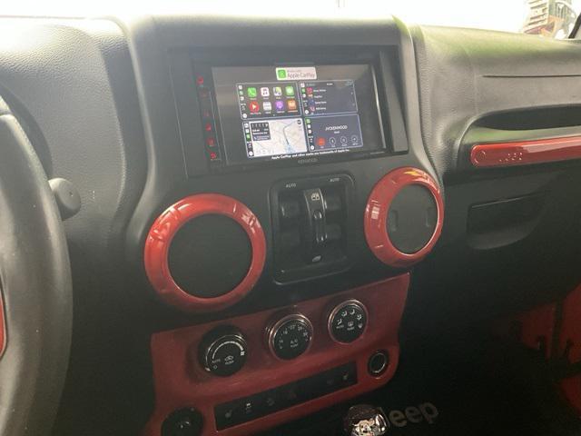 used 2015 Jeep Wrangler Unlimited car, priced at $18,500
