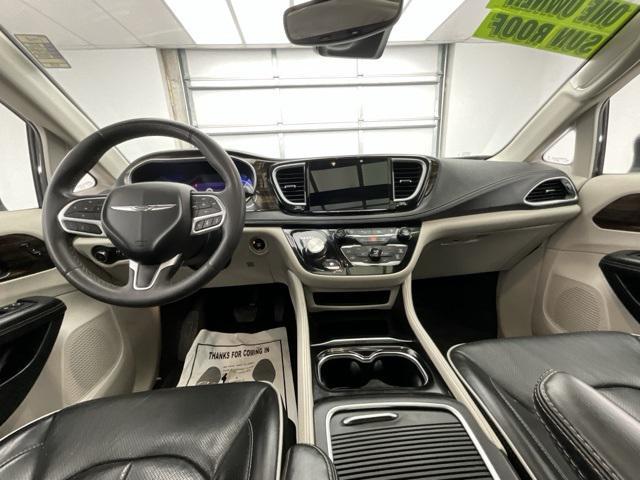 used 2023 Chrysler Pacifica car, priced at $26,000