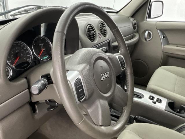 used 2007 Jeep Liberty car, priced at $9,000