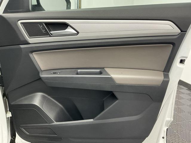 used 2021 Volkswagen Atlas Cross Sport car, priced at $16,500