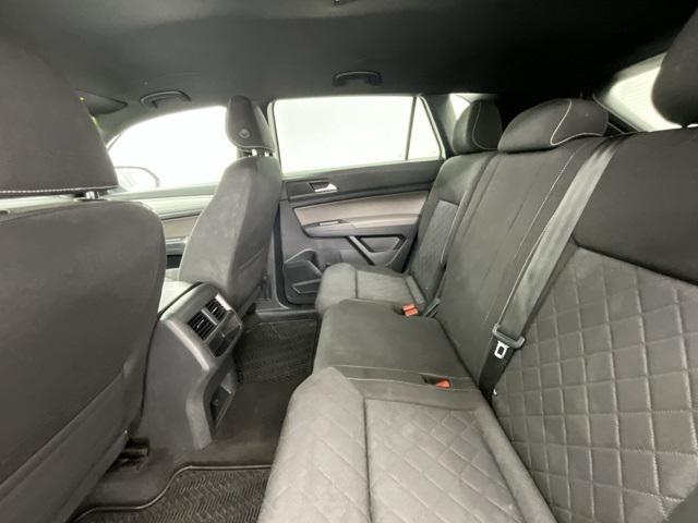 used 2021 Volkswagen Atlas Cross Sport car, priced at $16,500