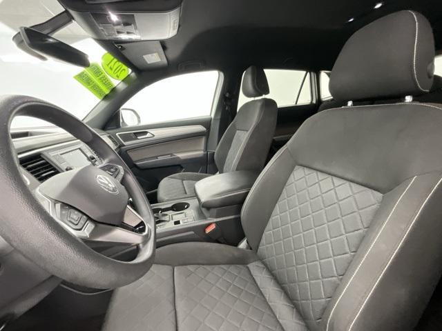 used 2021 Volkswagen Atlas Cross Sport car, priced at $16,500