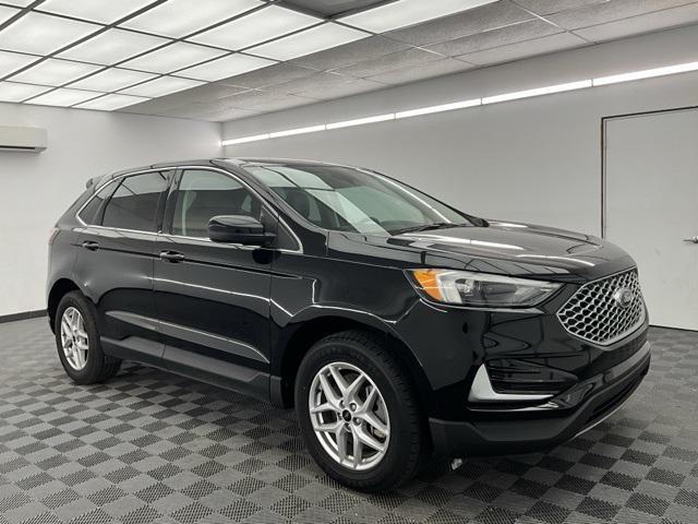 used 2023 Ford Edge car, priced at $20,000