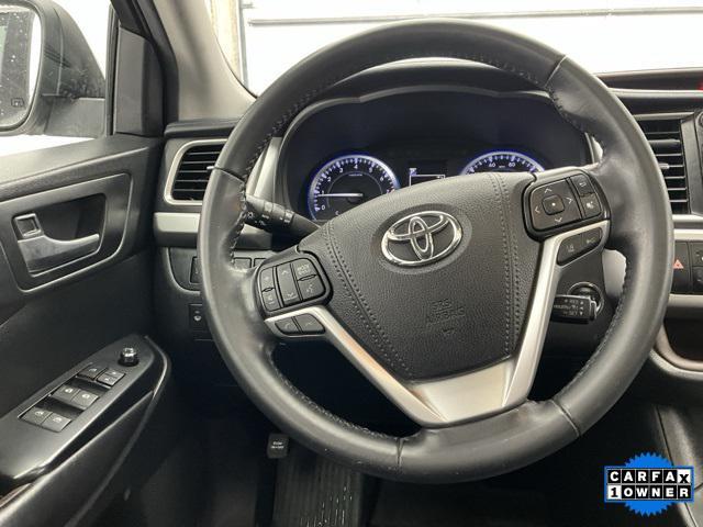 used 2019 Toyota Highlander car, priced at $28,000