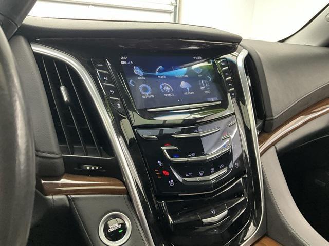 used 2020 Cadillac Escalade ESV car, priced at $35,550