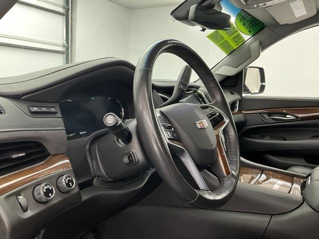 used 2020 Cadillac Escalade ESV car, priced at $35,550