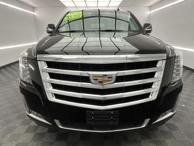 used 2020 Cadillac Escalade ESV car, priced at $35,550