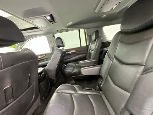 used 2020 Cadillac Escalade ESV car, priced at $35,550