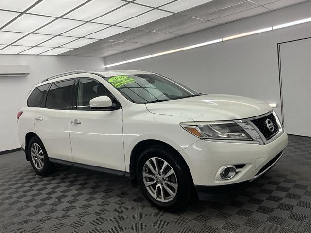 used 2016 Nissan Pathfinder car, priced at $12,000