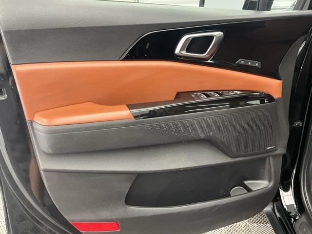 used 2024 Kia Carnival car, priced at $37,500