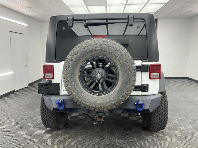 used 2015 Jeep Wrangler Unlimited car, priced at $21,500
