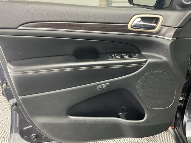 used 2014 Jeep Grand Cherokee car, priced at $10,500