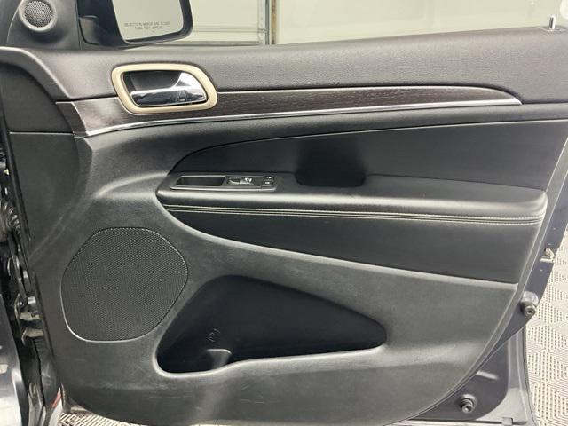 used 2014 Jeep Grand Cherokee car, priced at $10,500