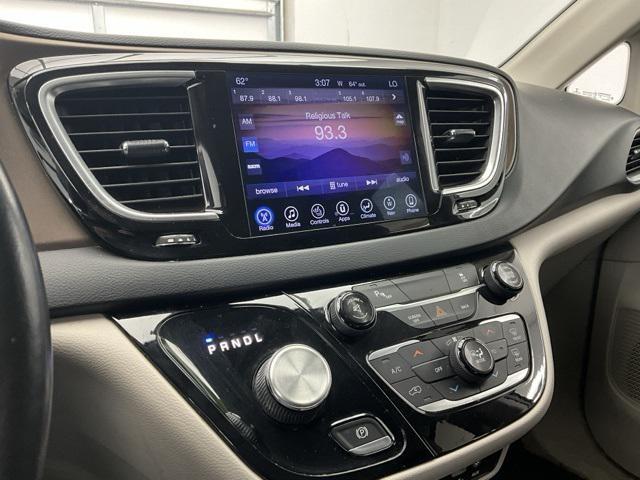 used 2017 Chrysler Pacifica car, priced at $11,750