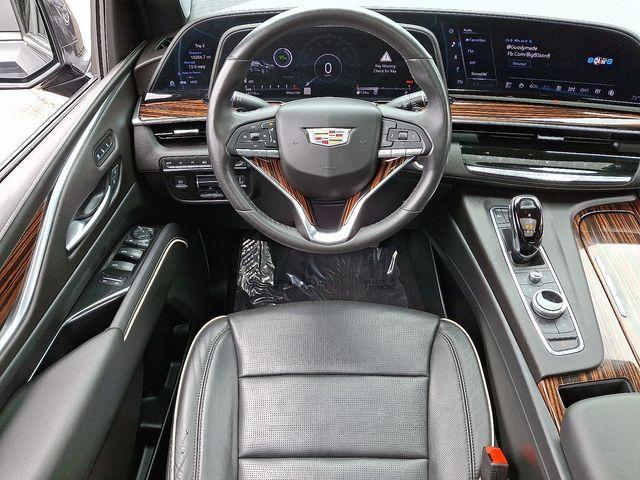 used 2023 Cadillac Escalade ESV car, priced at $67,929