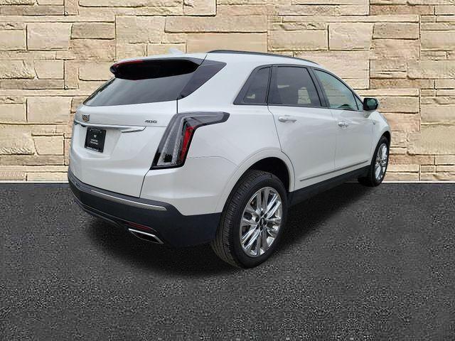 used 2021 Cadillac XT5 car, priced at $30,945