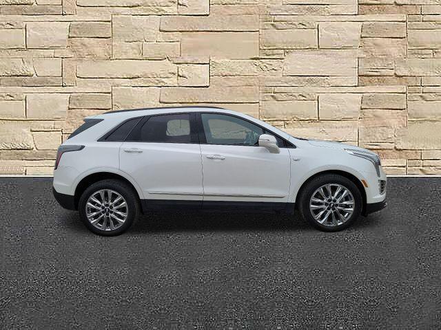 used 2021 Cadillac XT5 car, priced at $30,945