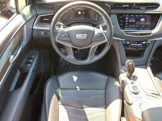 used 2021 Cadillac XT5 car, priced at $34,327