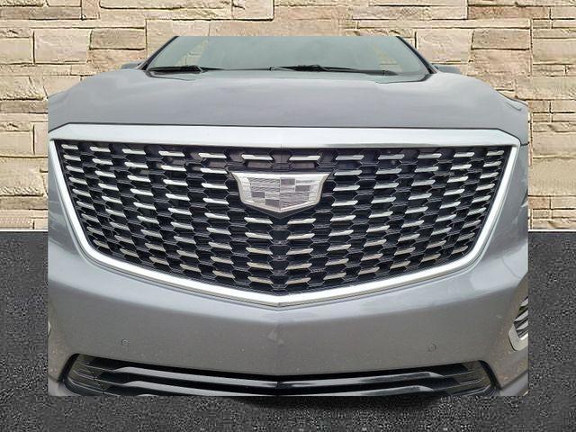 used 2021 Cadillac XT5 car, priced at $28,944