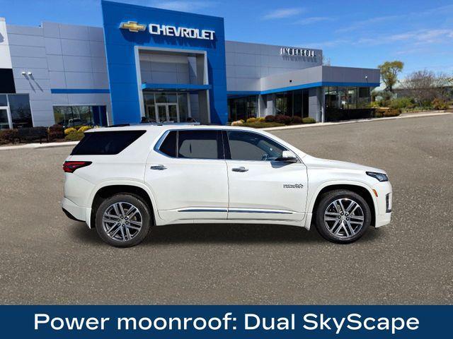 used 2022 Chevrolet Traverse car, priced at $35,192