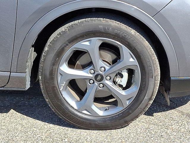 used 2024 Ford Escape car, priced at $25,500