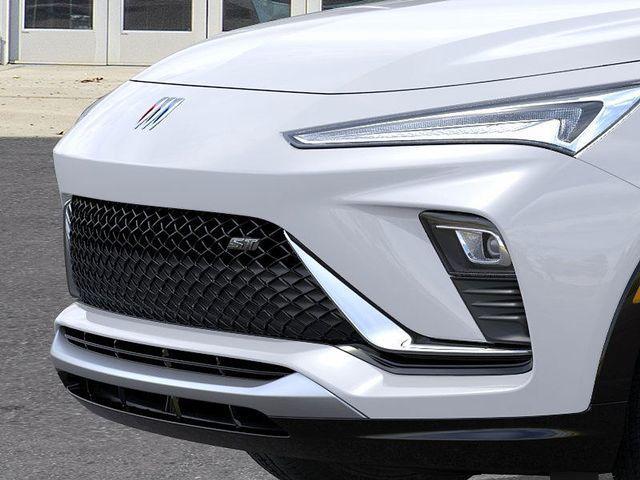 new 2025 Buick Envista car, priced at $29,575