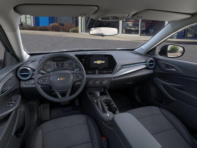 new 2025 Chevrolet Trax car, priced at $22,665