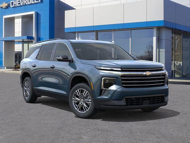 new 2026 Chevrolet Traverse car, priced at $43,624