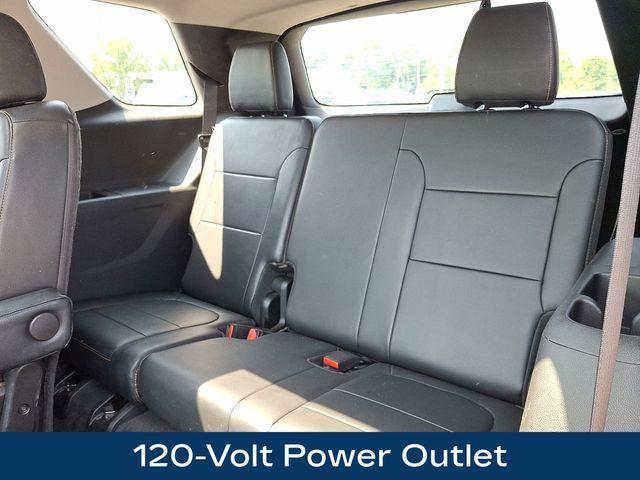 used 2019 Chevrolet Traverse car, priced at $22,807