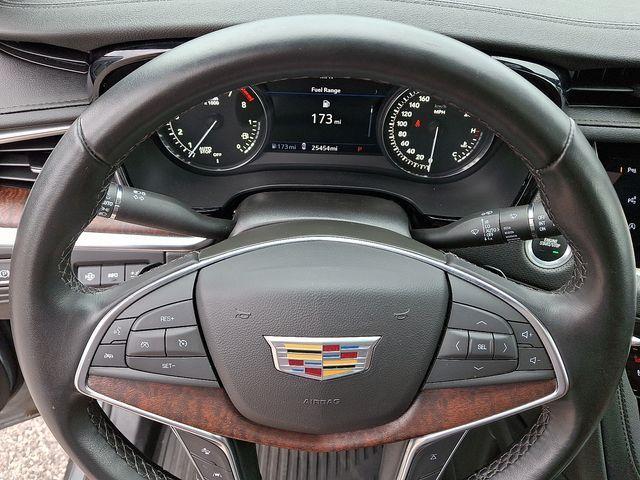 used 2024 Cadillac XT5 car, priced at $37,910