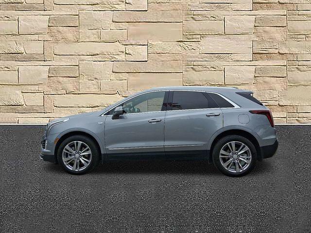 used 2024 Cadillac XT5 car, priced at $37,910
