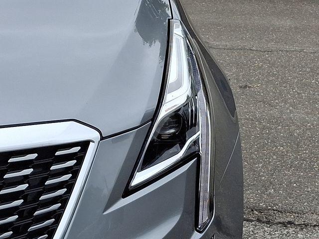 used 2024 Cadillac XT5 car, priced at $37,910