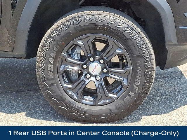used 2024 GMC Canyon car, priced at $39,922
