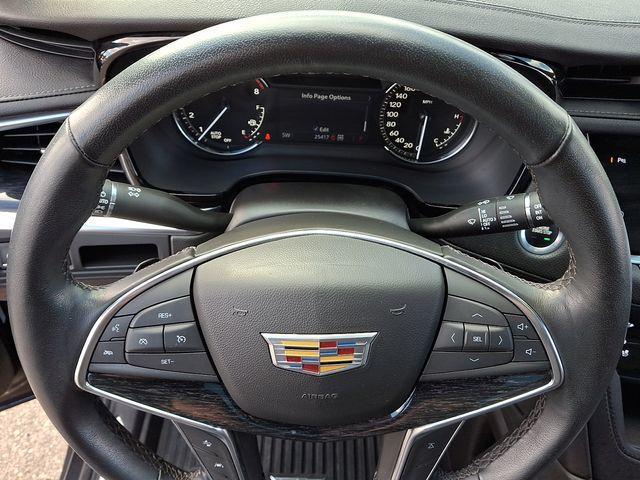 used 2023 Cadillac XT5 car, priced at $34,343