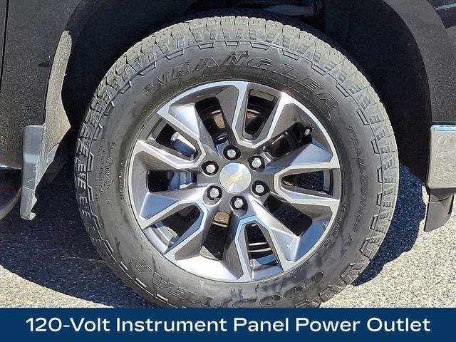 used 2022 Chevrolet Silverado 1500 car, priced at $36,602