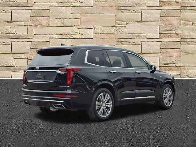 used 2024 Cadillac XT6 car, priced at $45,909